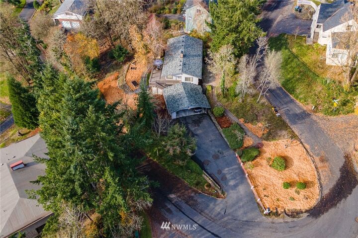 Property Photo: 322 SE Parkhill Drive WA 98532