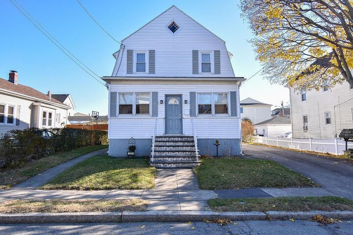 130 Burgess Av  East Providence RI 02914 photo