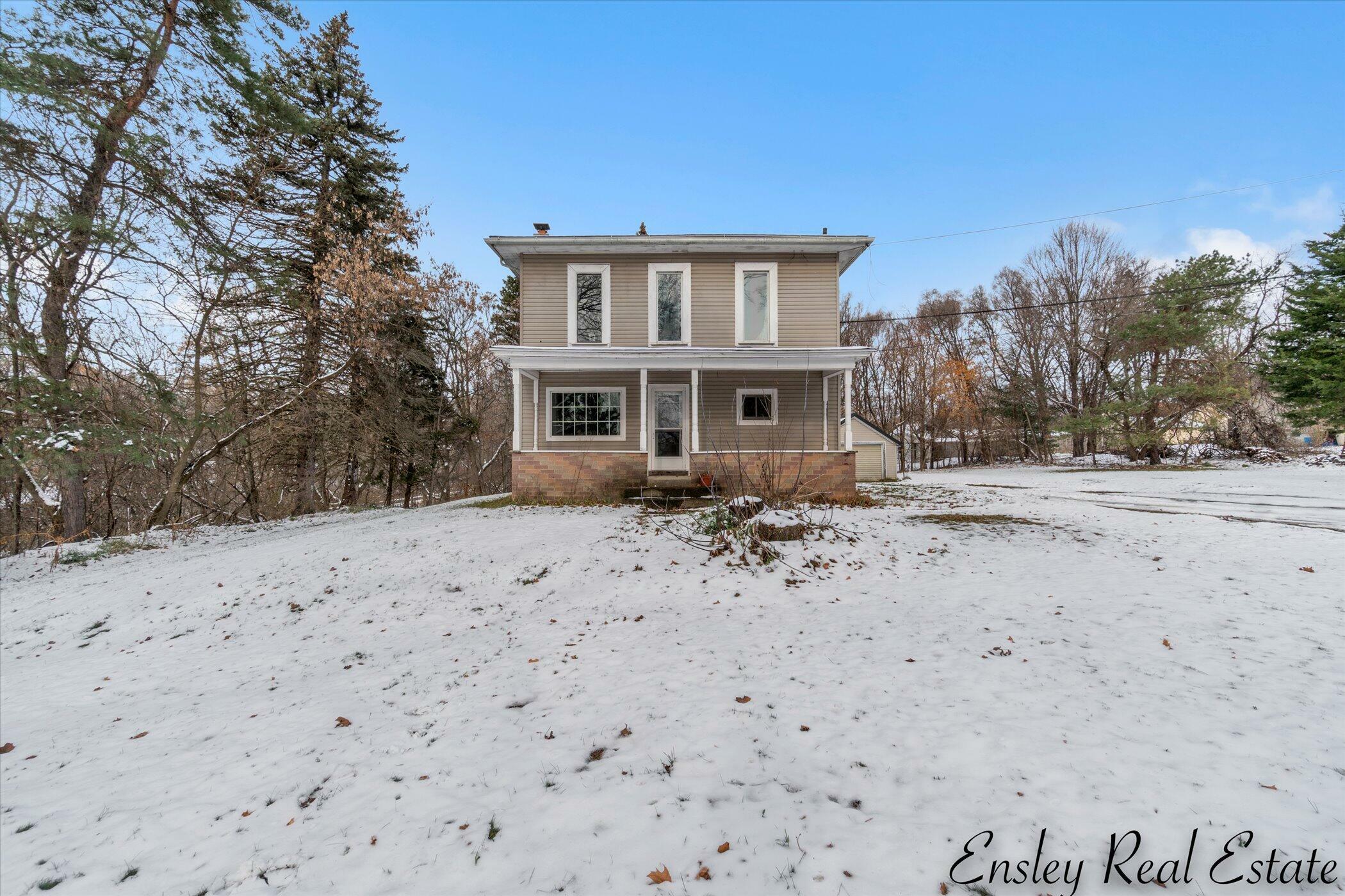 Property Photo:  505 E Day Street  MI 48888 