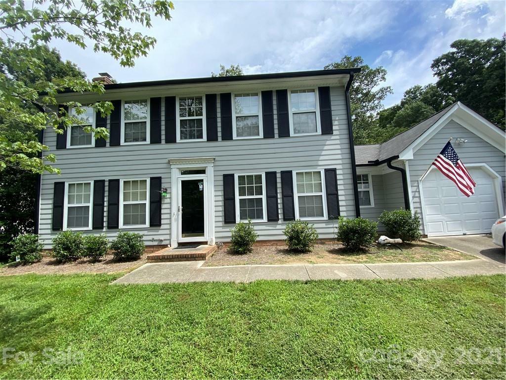 Property Photo:  3916 Armitage Drive  NC 28269 