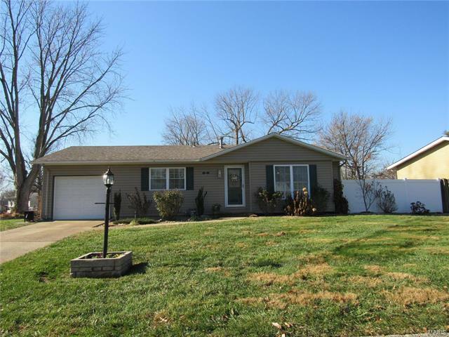 Property Photo: 313 Canary Lane 62035