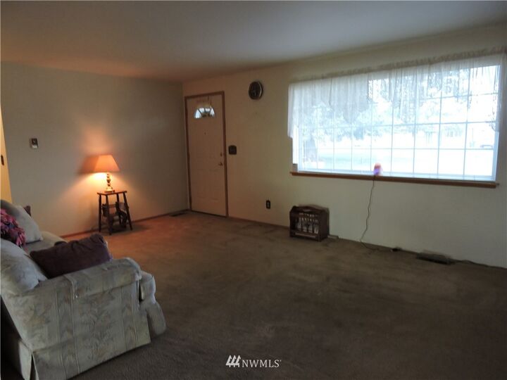 Property Photo:  16139 Rd 9 NW  WA 98848 