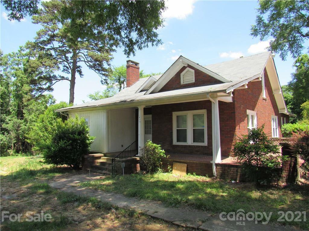 Property Photo: 1817 Little Rock Road NC 28214