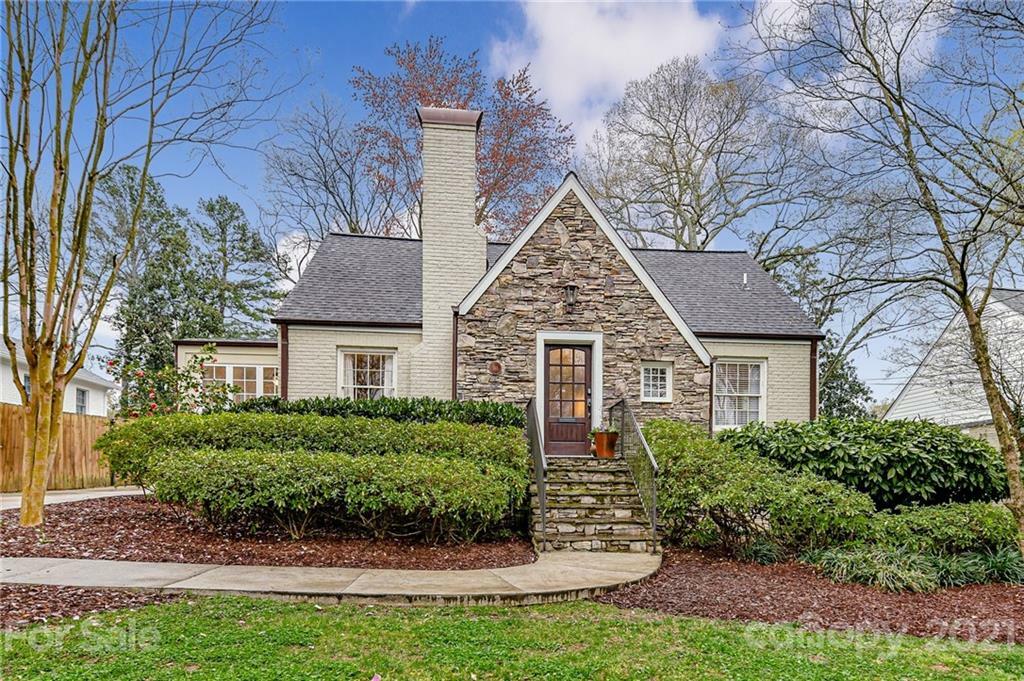 Property Photo:  311 Brandywine Road  NC 28209 