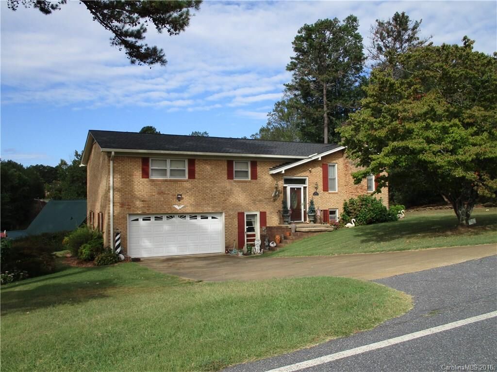 Property Photo: 505 Wildlife Access Road NC 28601