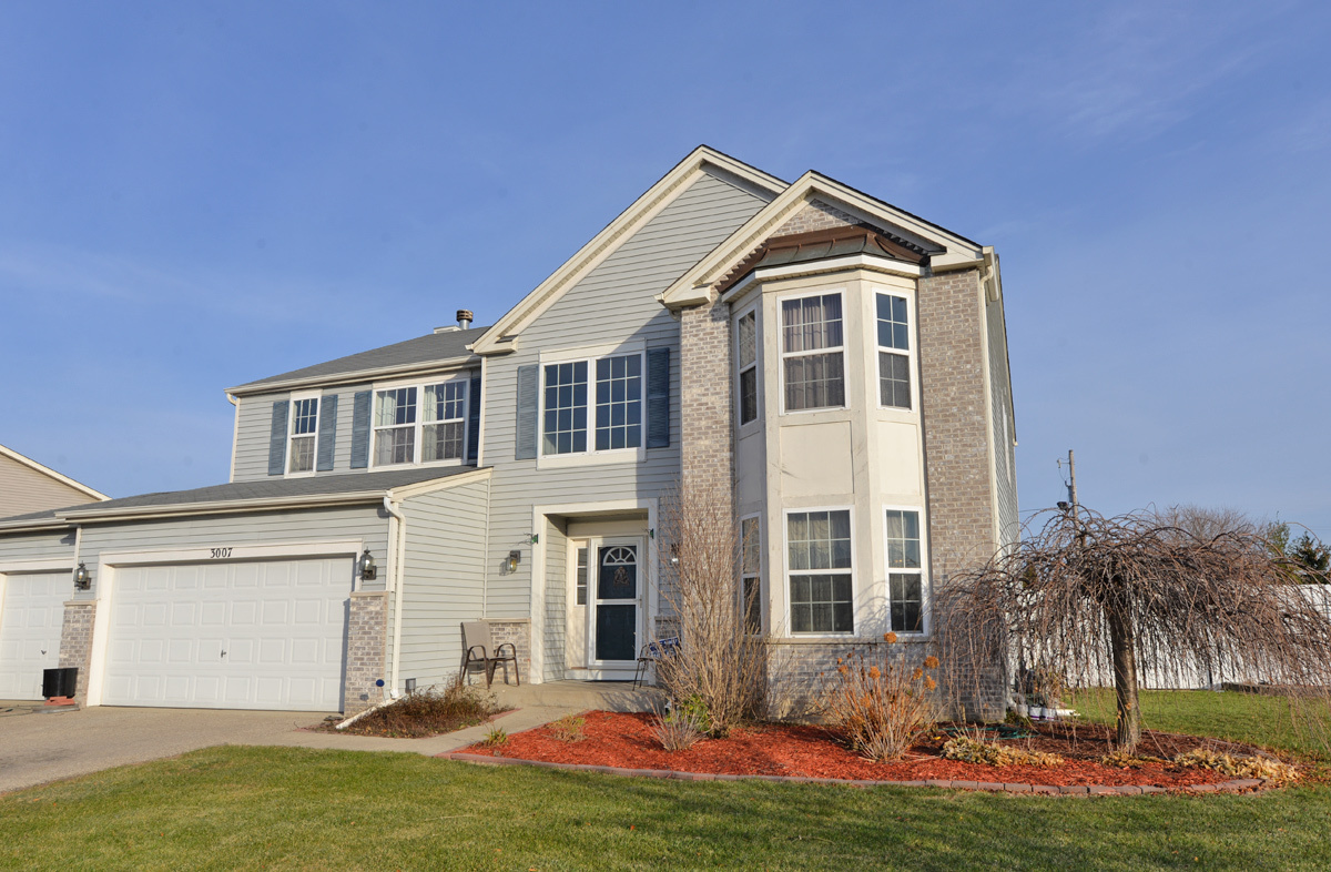 Property Photo: 3007 Deer Creek Dr WI 53406