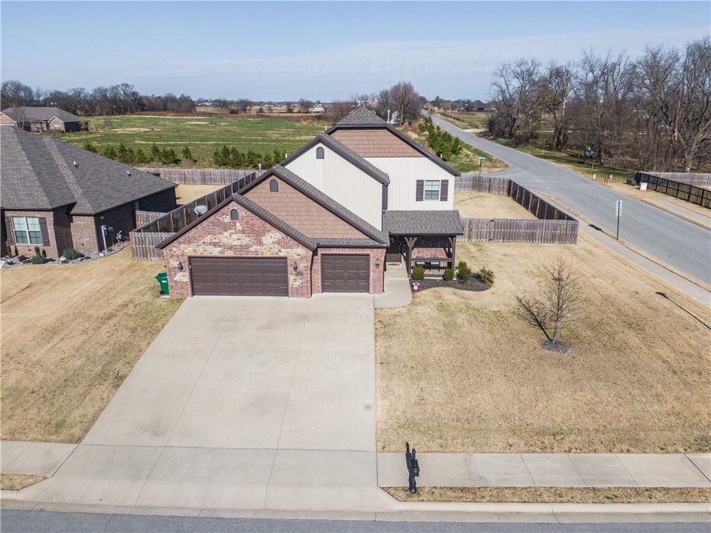 Property Photo: 1261 Quailridge AR 72713