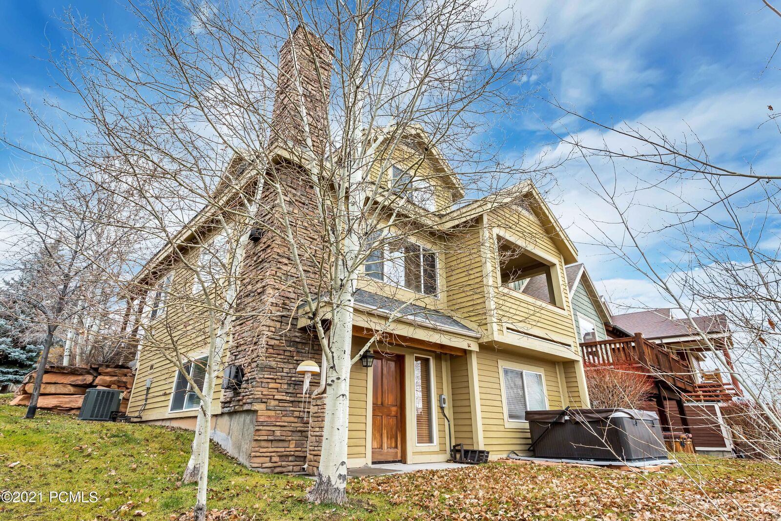 Property Photo: 5458 Cross Country Way UT 84098