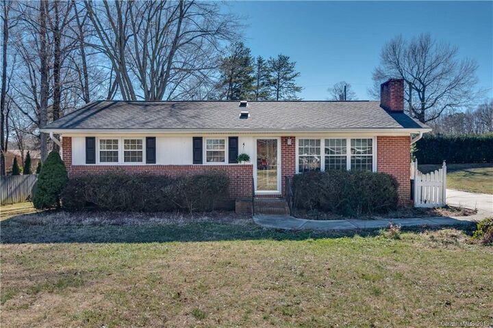 725 Brookwood Drive  Mooresville NC 28115 photo