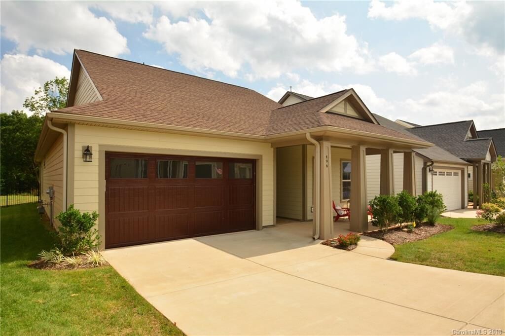Property Photo: 496 Granite Lake Court NC 28037