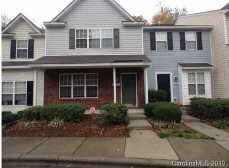 Property Photo: 1867 Forest Side Lane NC 28213