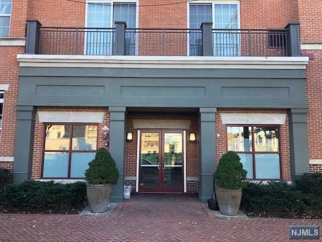 Property Photo: 443 2nd Street 304 NJ 07302