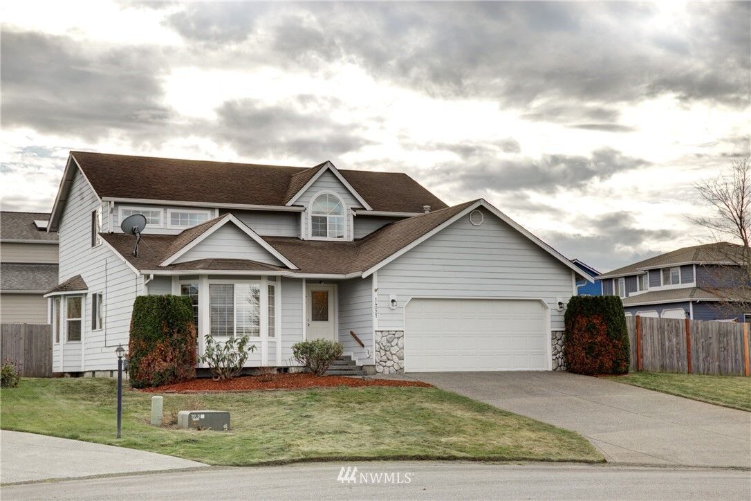 Property Photo:  14021 68th Avenue E  WA 98373 