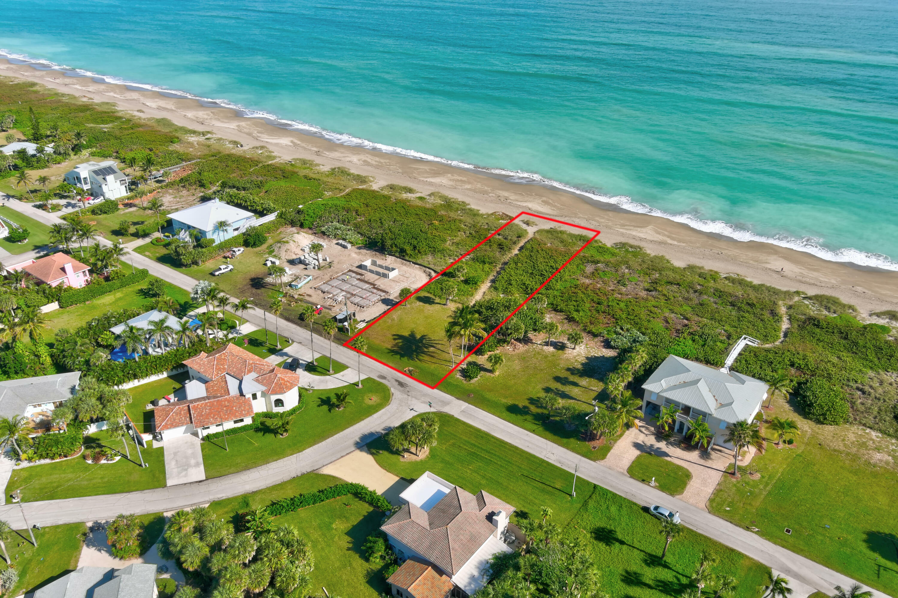 Property Photo:  1814 Surfside Drive  FL 34949 