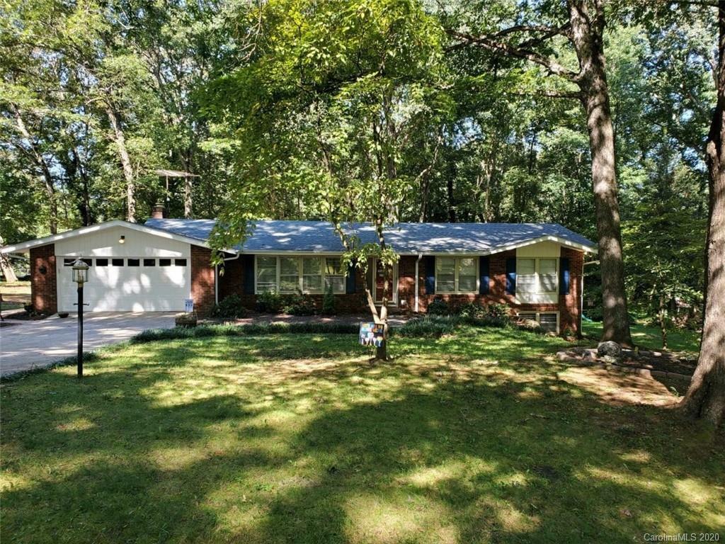 Property Photo:  601 5th Avenue NE  NC 28613 