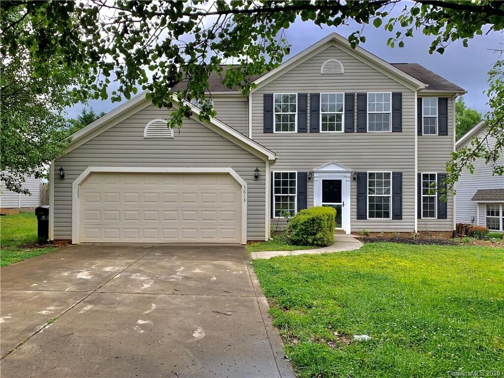 Property Photo: 5813 Falls Ridge Lane NC 28269