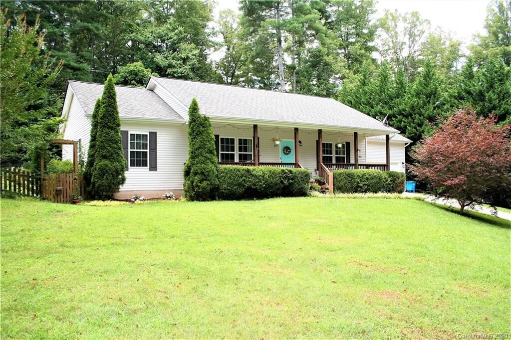 Property Photo: 23 Shady Bluff Lane NC 28787