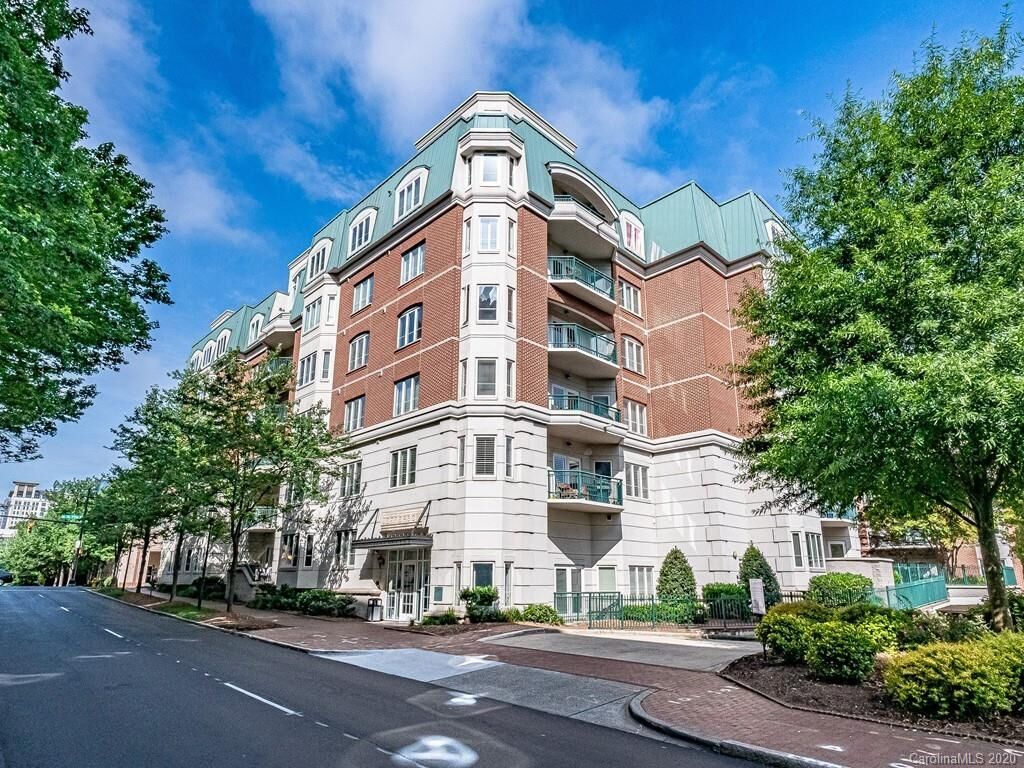 Property Photo:  401 N Church Street 206  NC 28202 