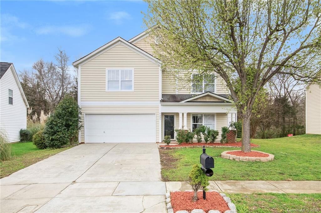 Property Photo: 5225 Stowe Derby Drive NC 28278