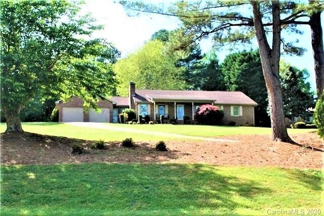 Property Photo:  2607 Ole Home Trail  NC 28034 