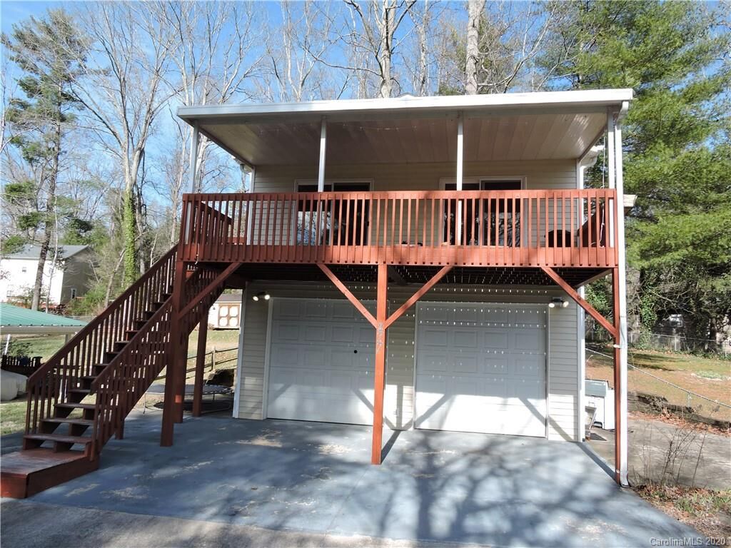 Property Photo: 277 Sycamore Drive NC 28704