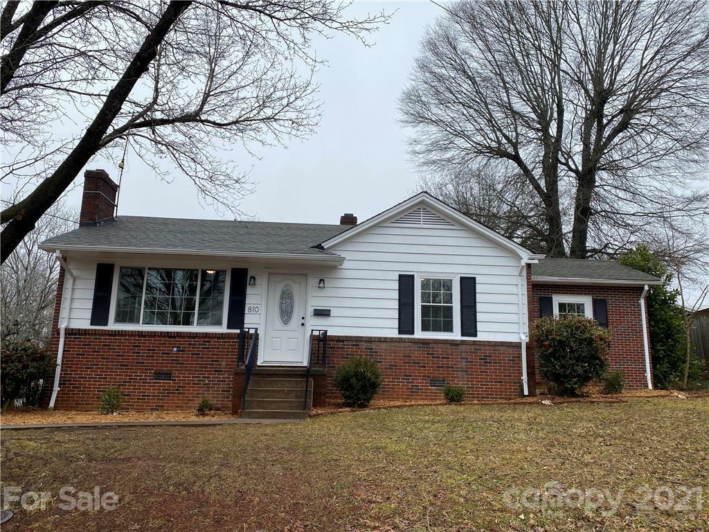 Property Photo:  810 SW 4th Avenue SW  NC 28602 