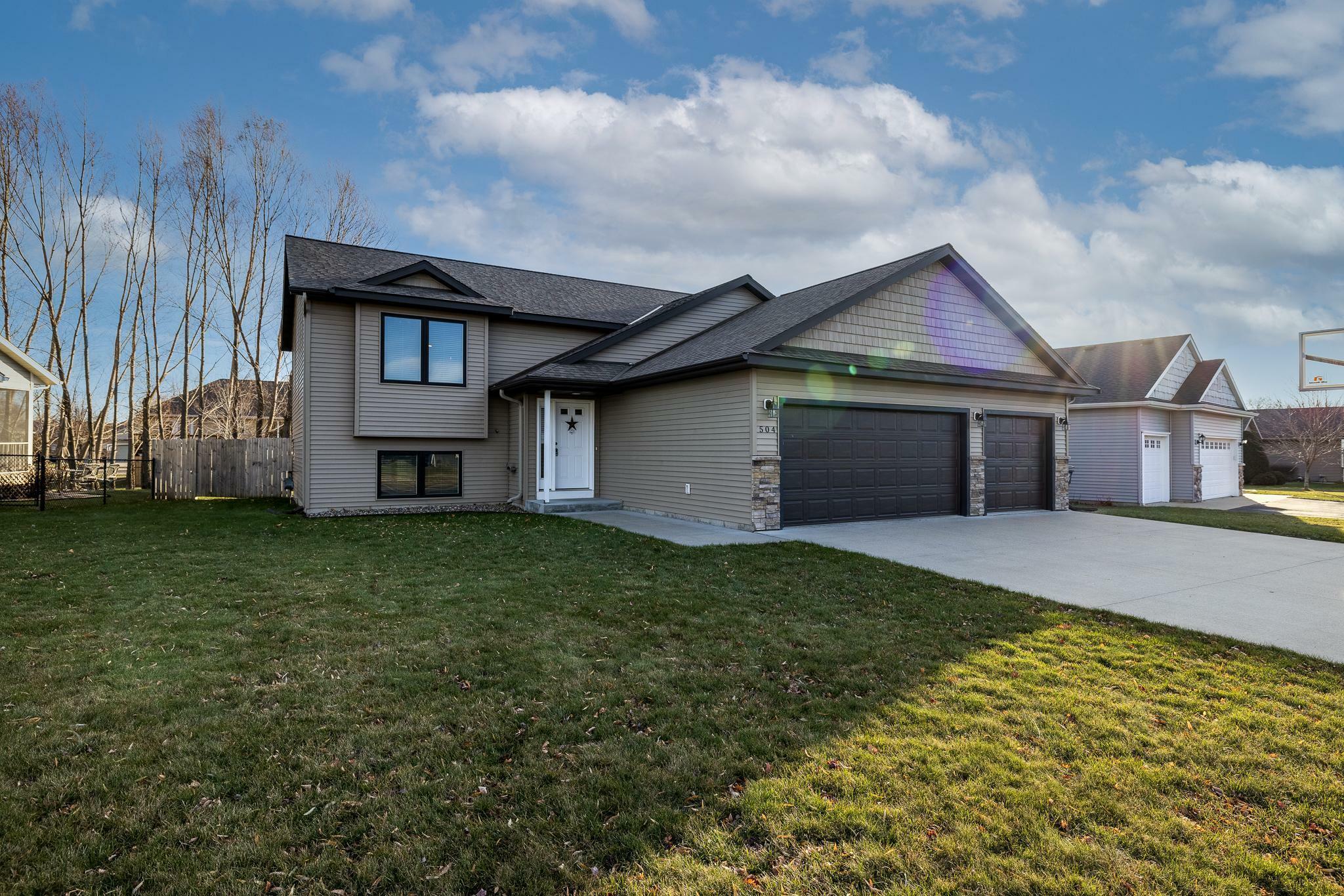 Property Photo: 504 Thomas Drive MN 56024