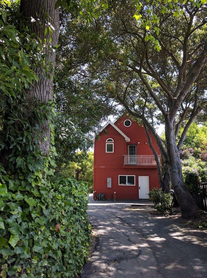 Property Photo:  414 California Street  CA 95060 