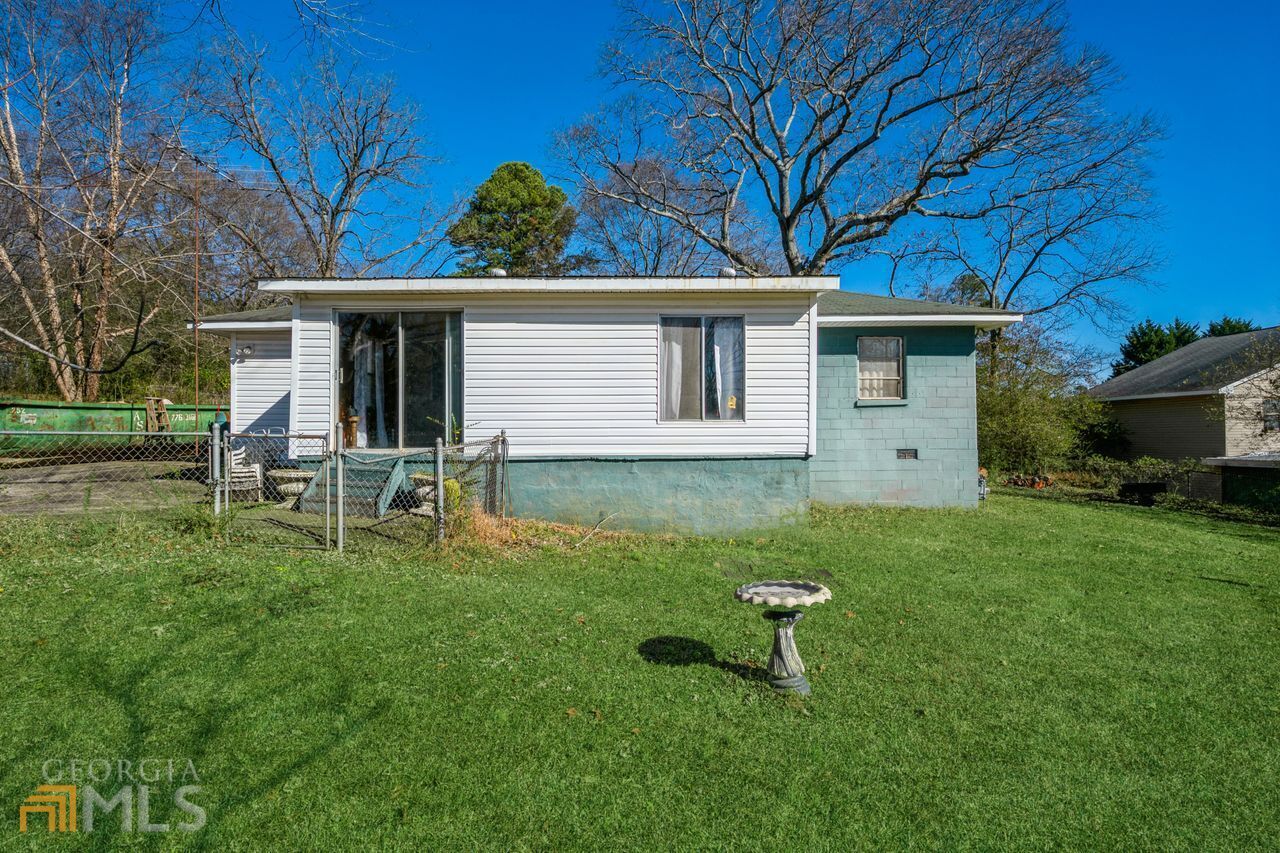 Property Photo: 5210 Chattahoochee Street GA 30542