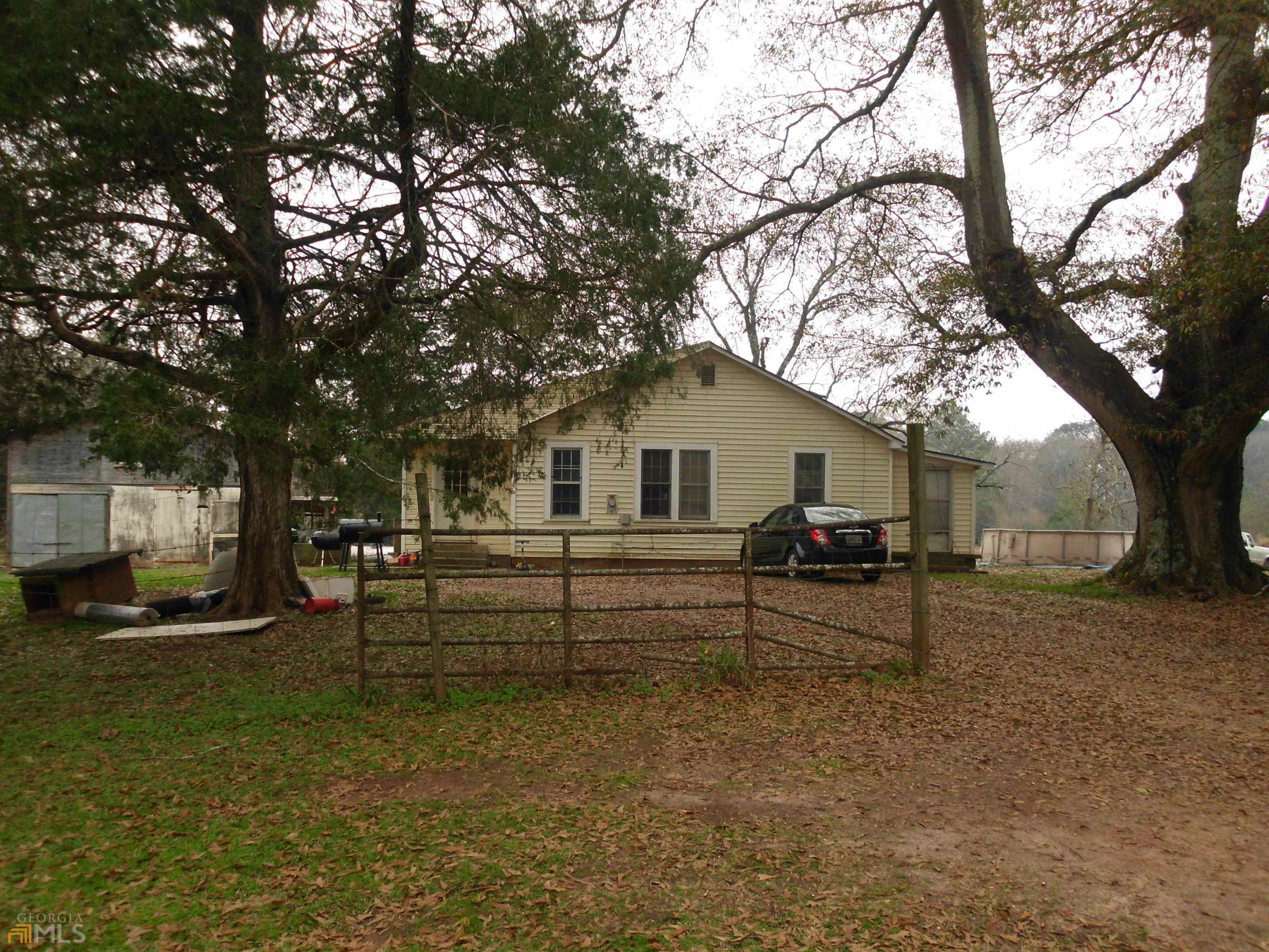 Property Photo:  10 Social Circle Road  GA 30025 