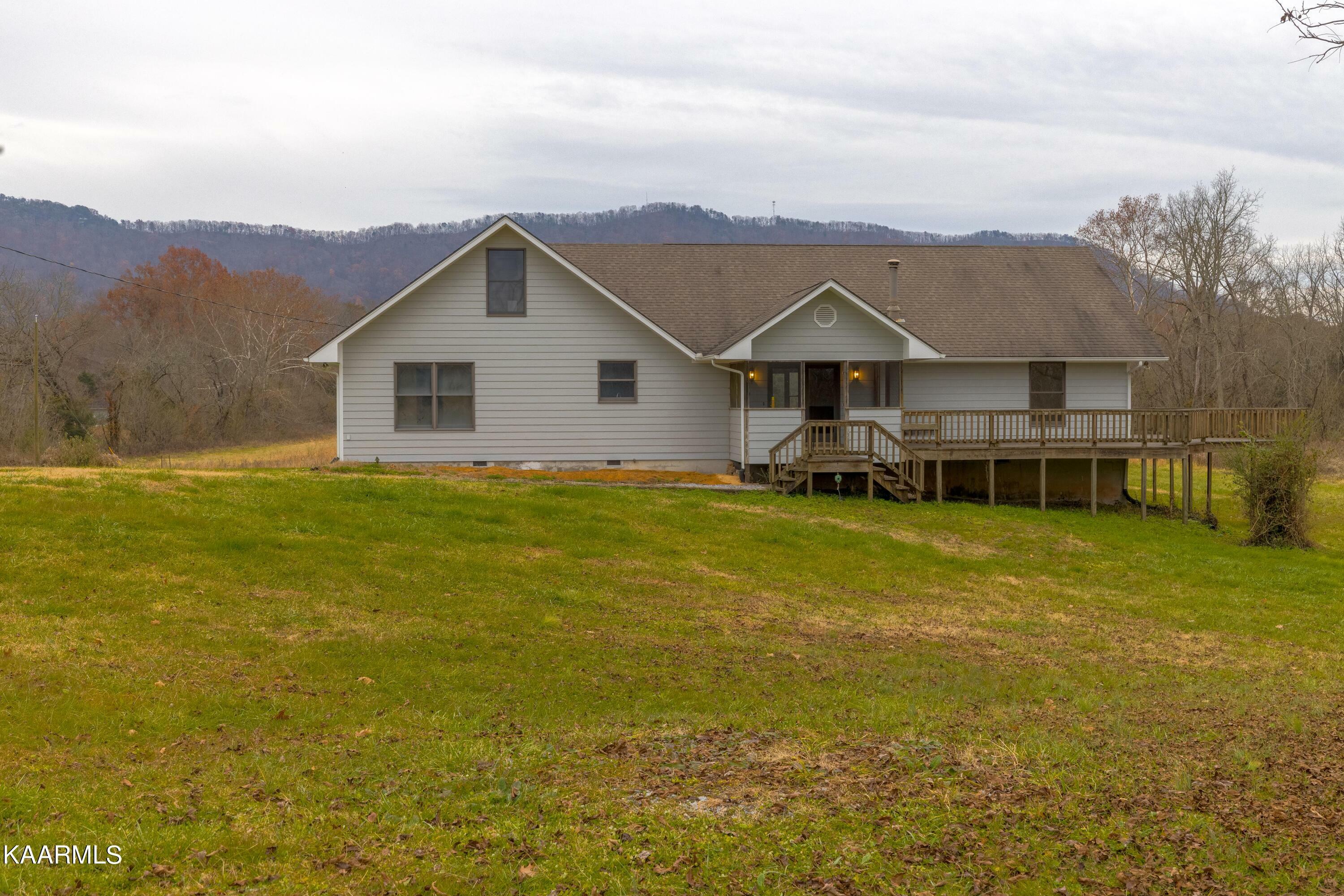 Property Photo:  9051 Bud Hawkins Rd  TN 37721 