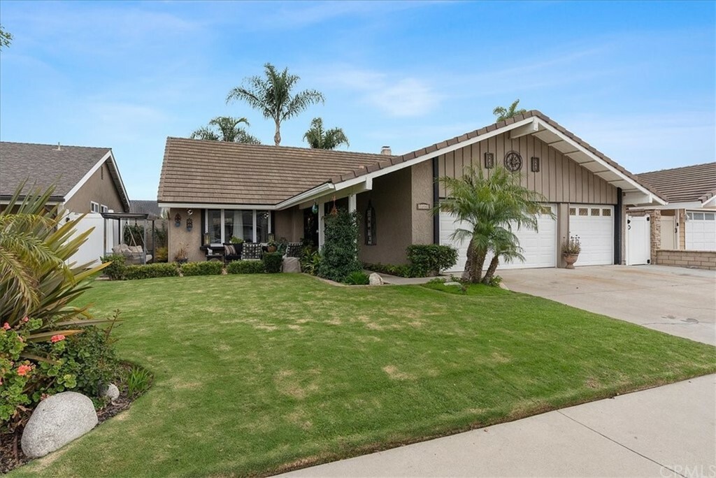 Property Photo:  21052 Hagerstown Circle  CA 92646 