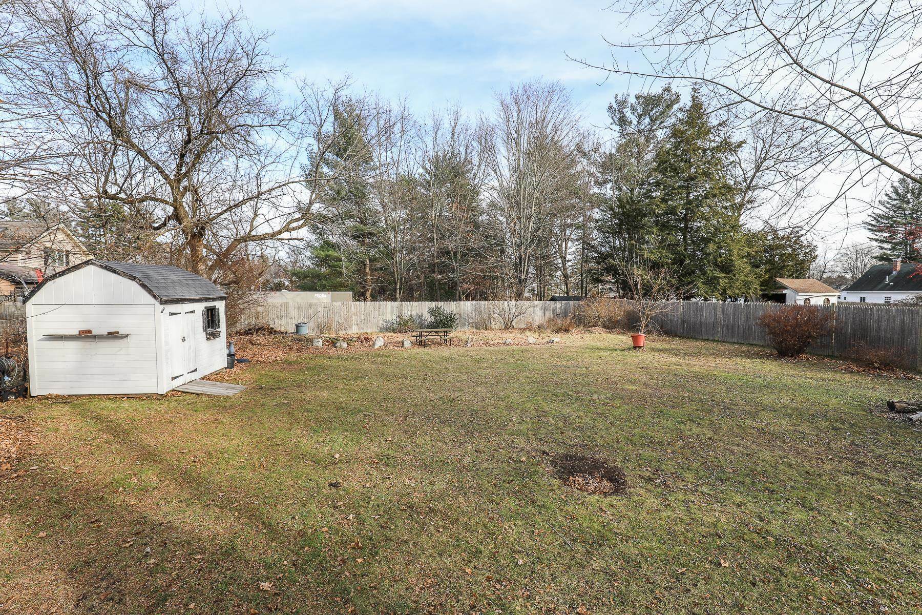 Property Photo:  323 Rockland Avenue  NH 03102 