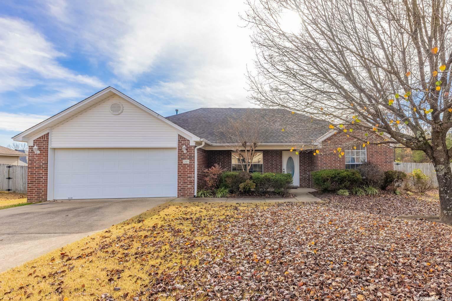 Property Photo: 2303 Mystic Point AR 72022