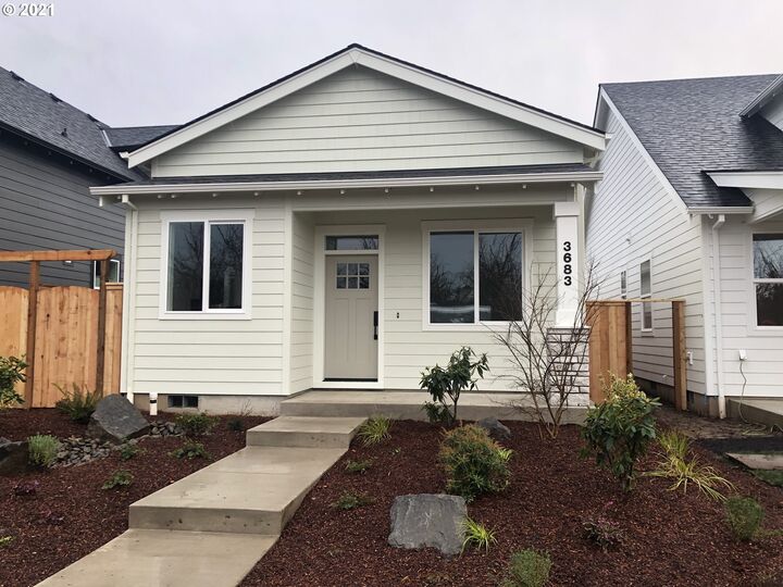 3683 NE McDonald Ln  McMinnville OR 97128 photo