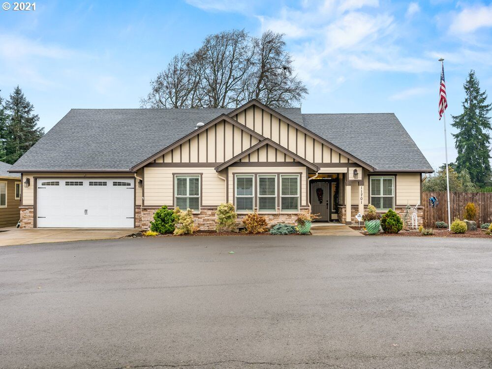 Property Photo: 11701 NW 23rd Ave WA 98685