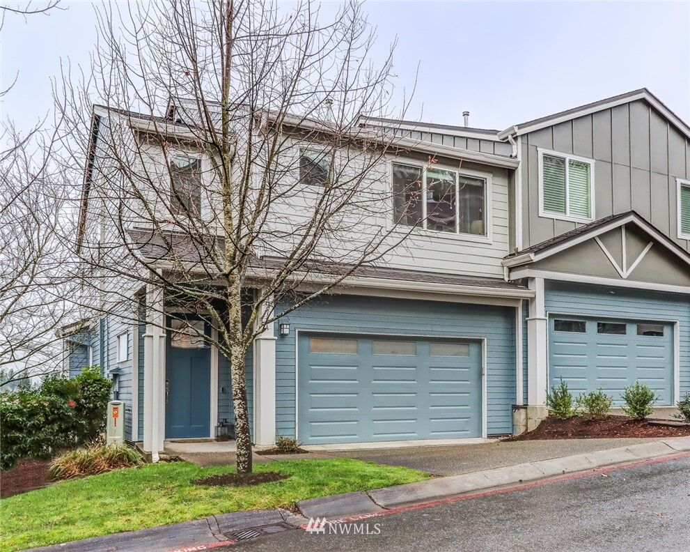 Property Photo:  6973 SE 134th Ct A  WA 98059 