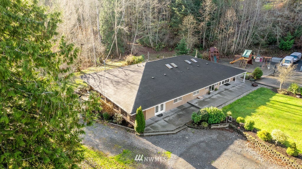 Property Photo:  128 103rd Avenue NE  WA 98258 