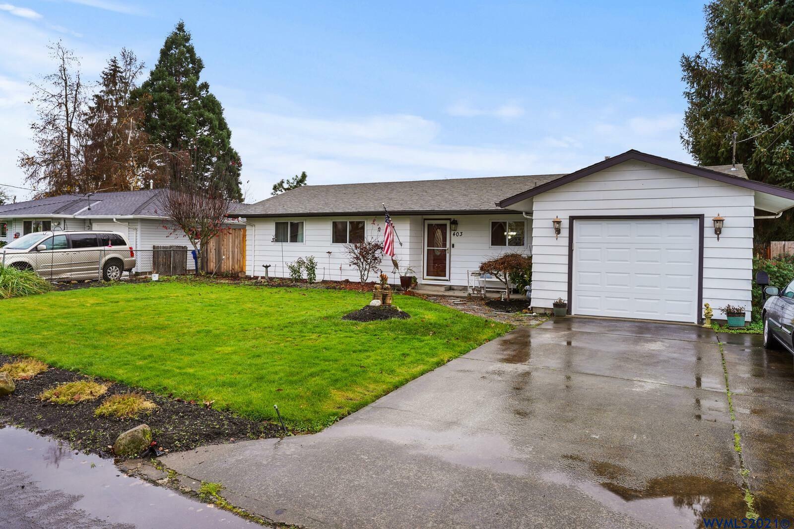 Property Photo:  403  45th Av SE  OR 97317 