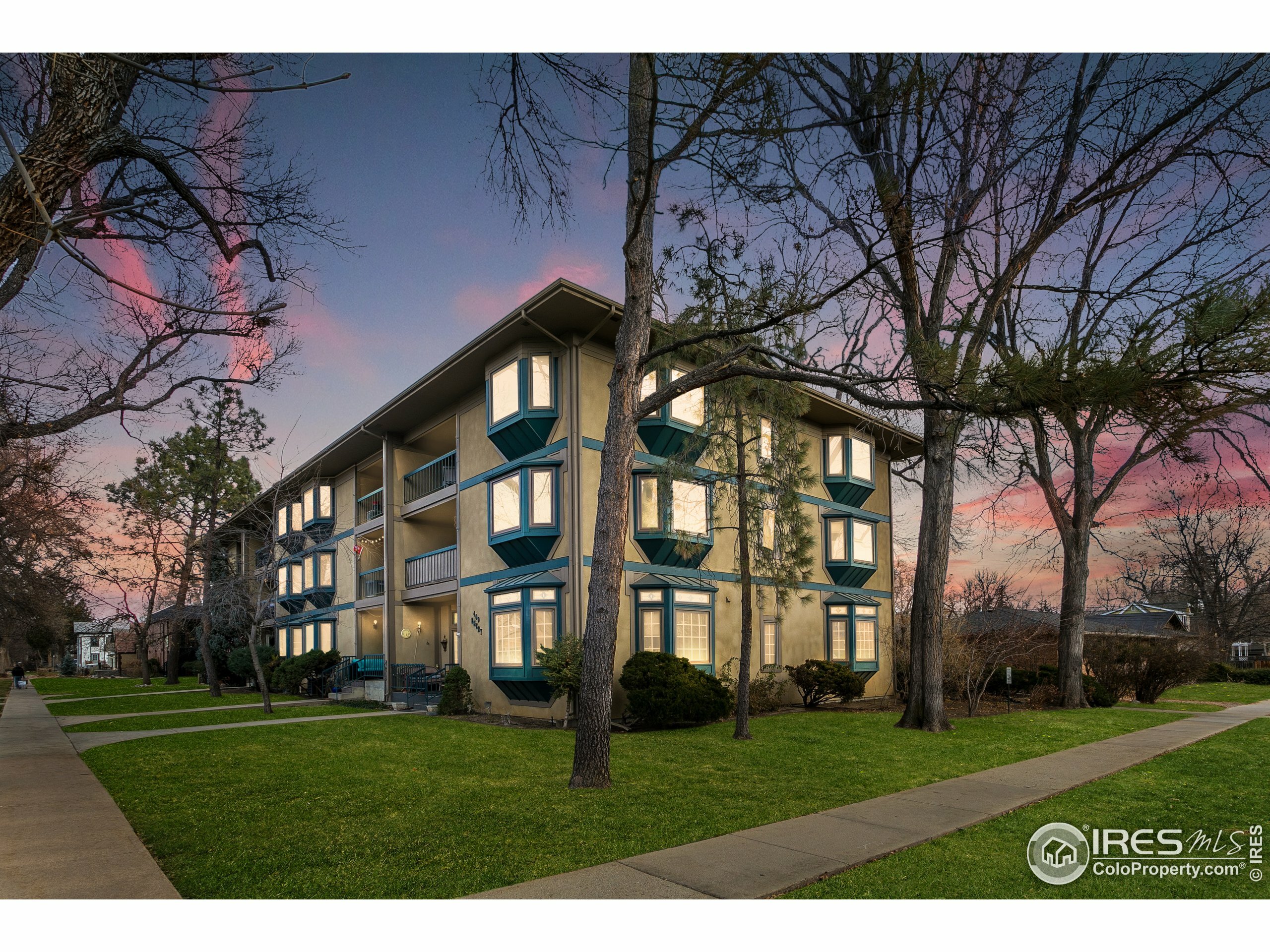 Property Photo:  400 Emery St 208  CO 80501 