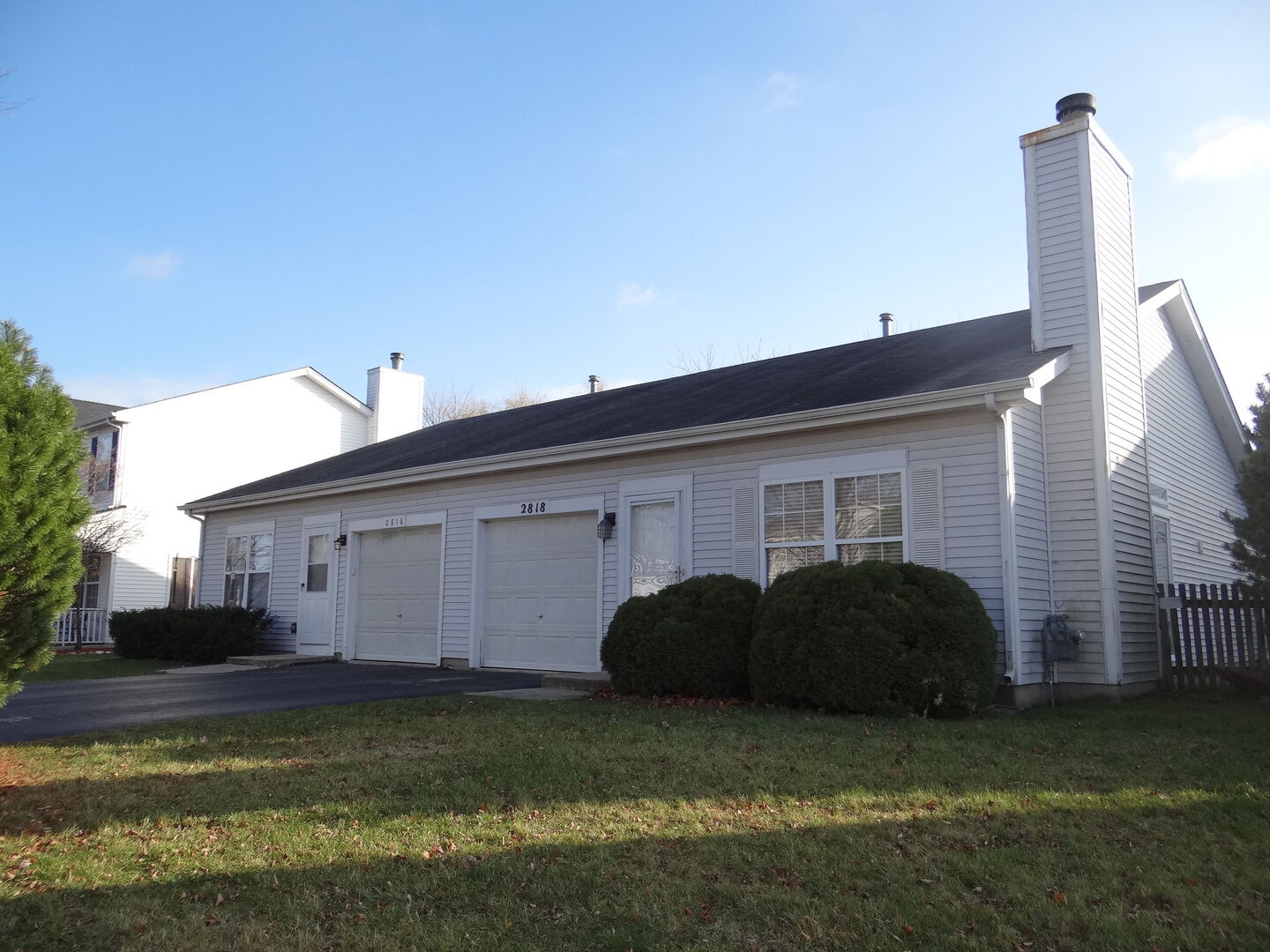 Property Photo:  2818 Alameda Court  IL 60564 