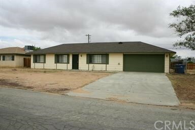 Property Photo:  8413 Dogwood Avenue  CA 93505 