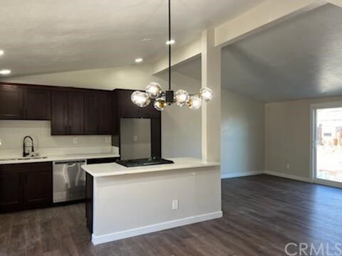 Property Photo: 1611 Calle Nueve CA 93436