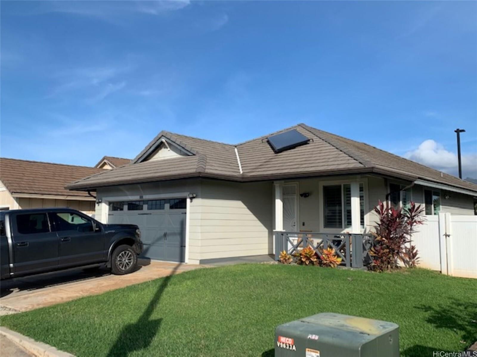 Property Photo:  1212 Luakalai Street  HI 96707 