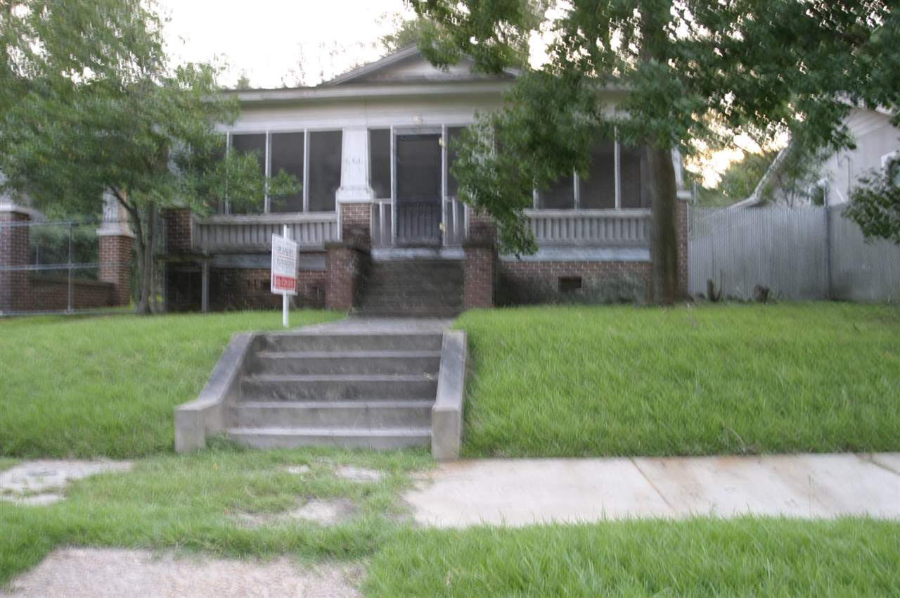 Property Photo:  641 Buena Vista Avenue  MS 39209 