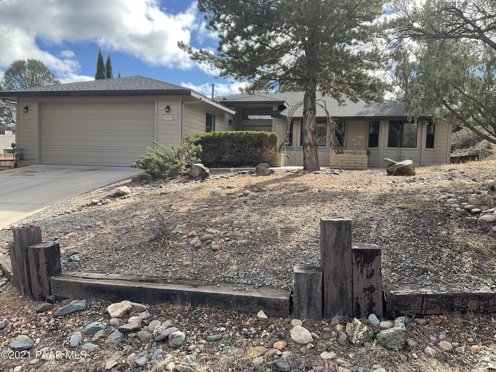 Property Photo: 5009 Flower Court AZ 86301