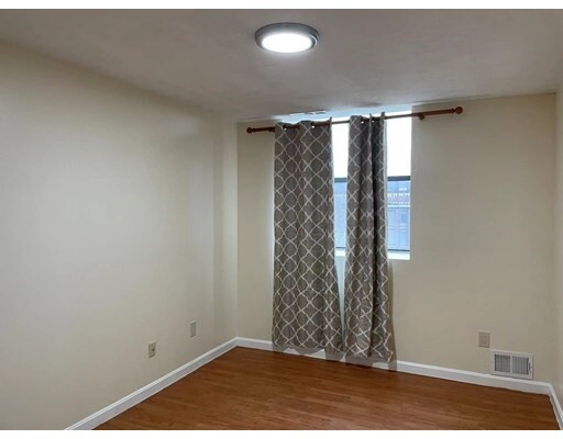 Property Photo: 34 Newhall St 403 MA 01852