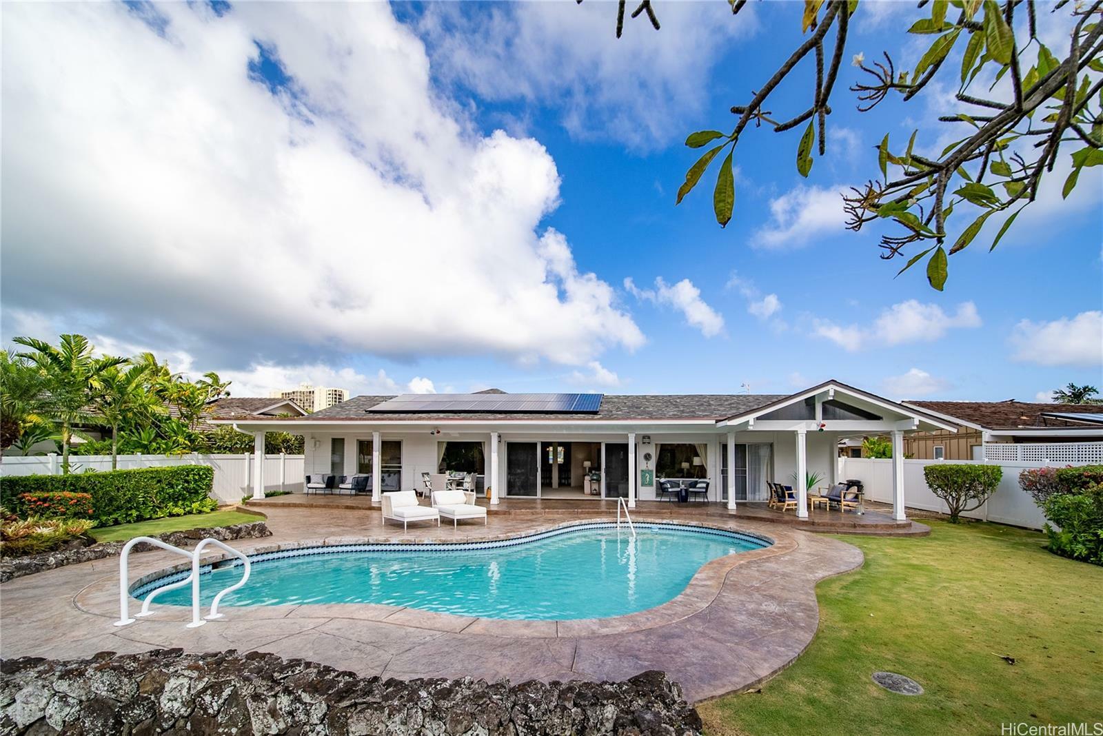 668 Auwina Street  Kailua HI 96734 photo