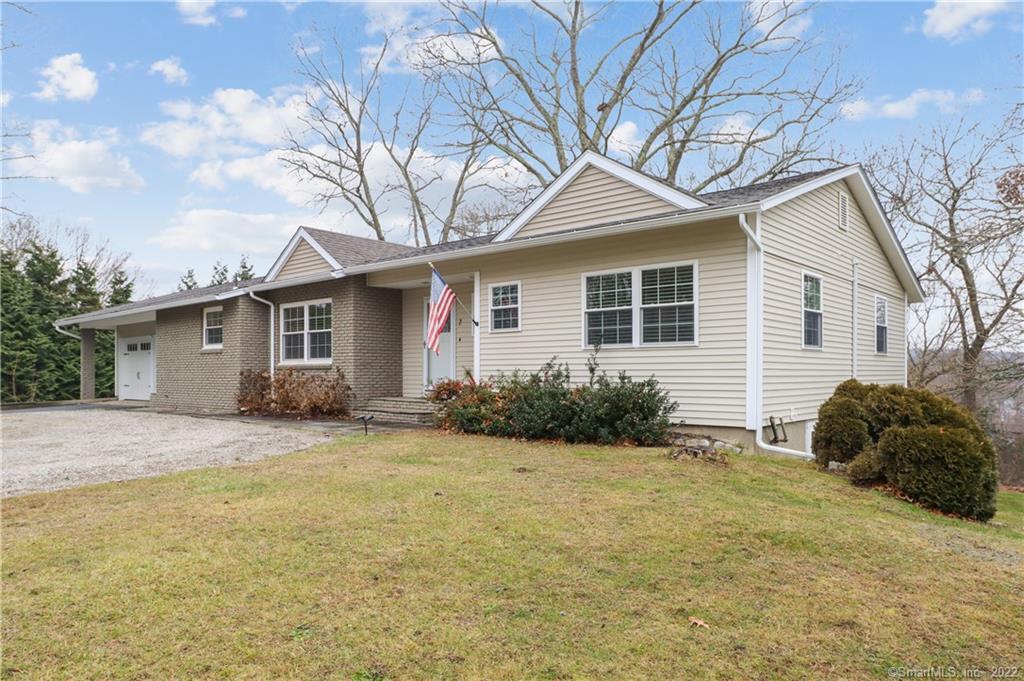 Property Photo:  7 Oakridge Drive  CT 06335 