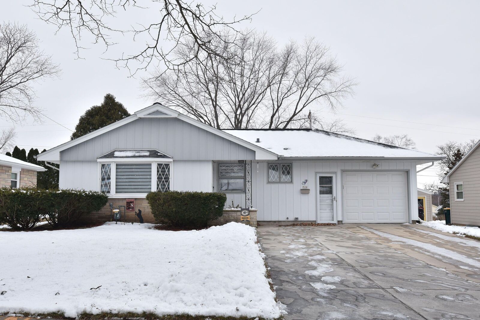 Property Photo:  520 S 17th Ave  WI 53095 